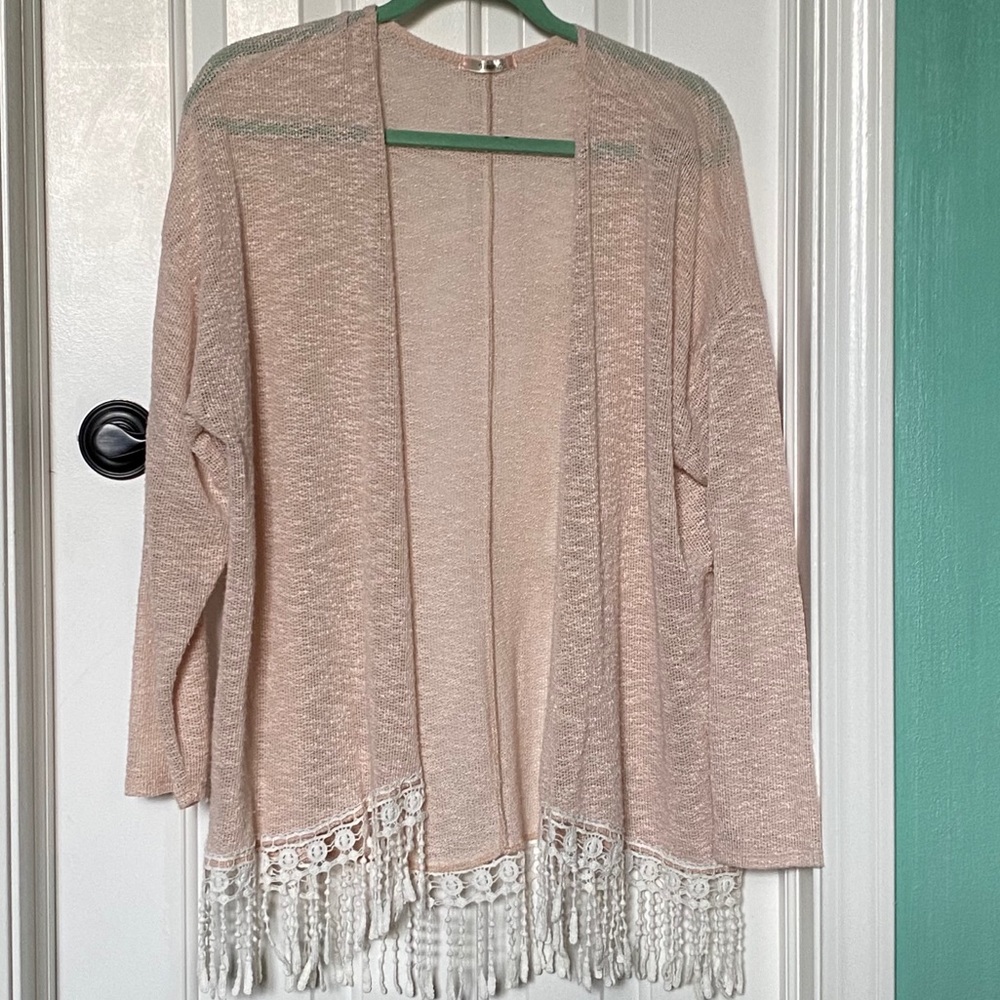 Timing Knit Pale Pink Sweater with Fringe